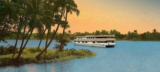 Kerala Luxury Houseboats