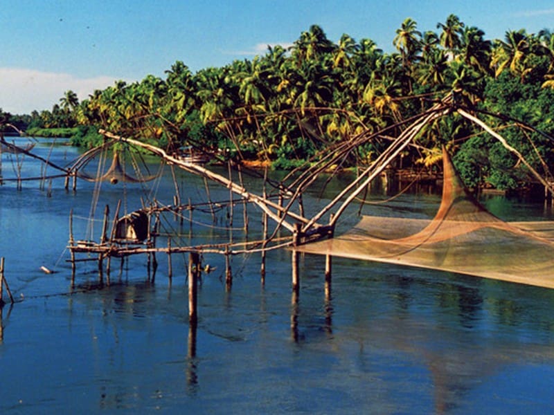 chinese-fishing-nets-kumbalangi-near-kochi