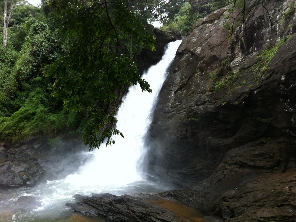 soochipara-waterfalls