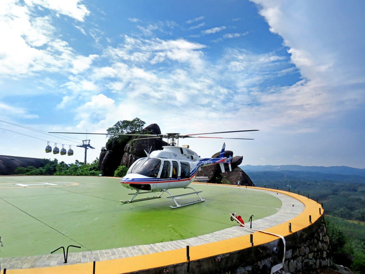helicopter-ride-jatayu-earths-center