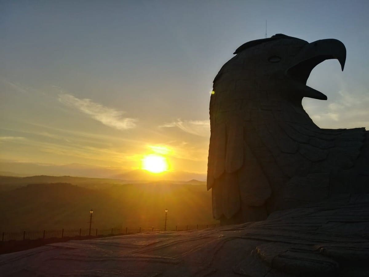 jatayu-earth-center-sunset