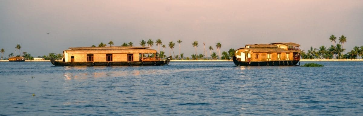 Alleppey or Kumarakom for houseboat trip