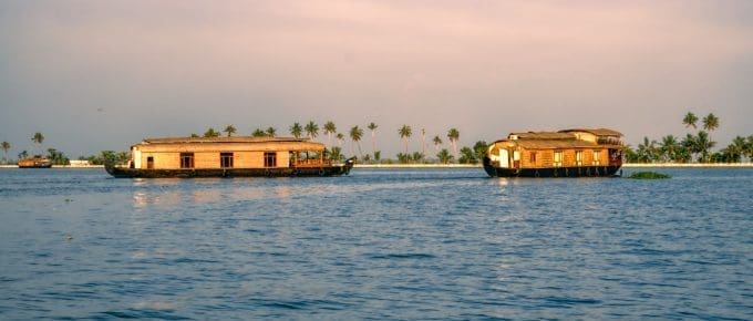 Alleppey or Kumarakom for houseboat trip