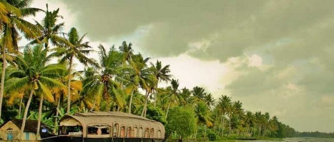 best-backwaters-in-kerala