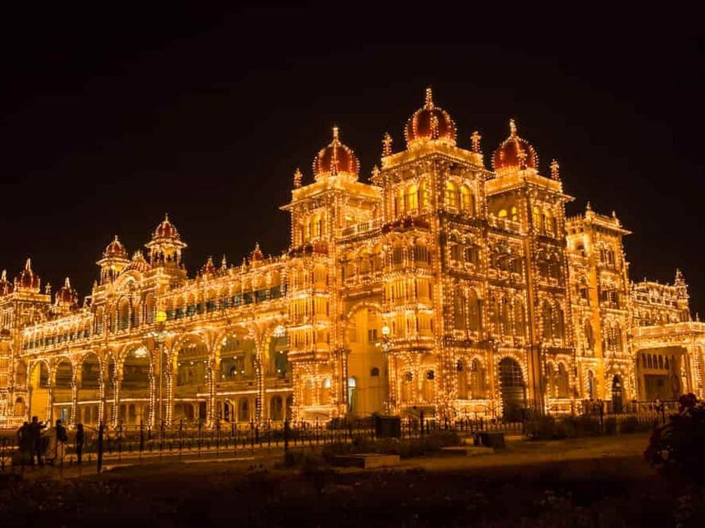 mysore-city-streets-night