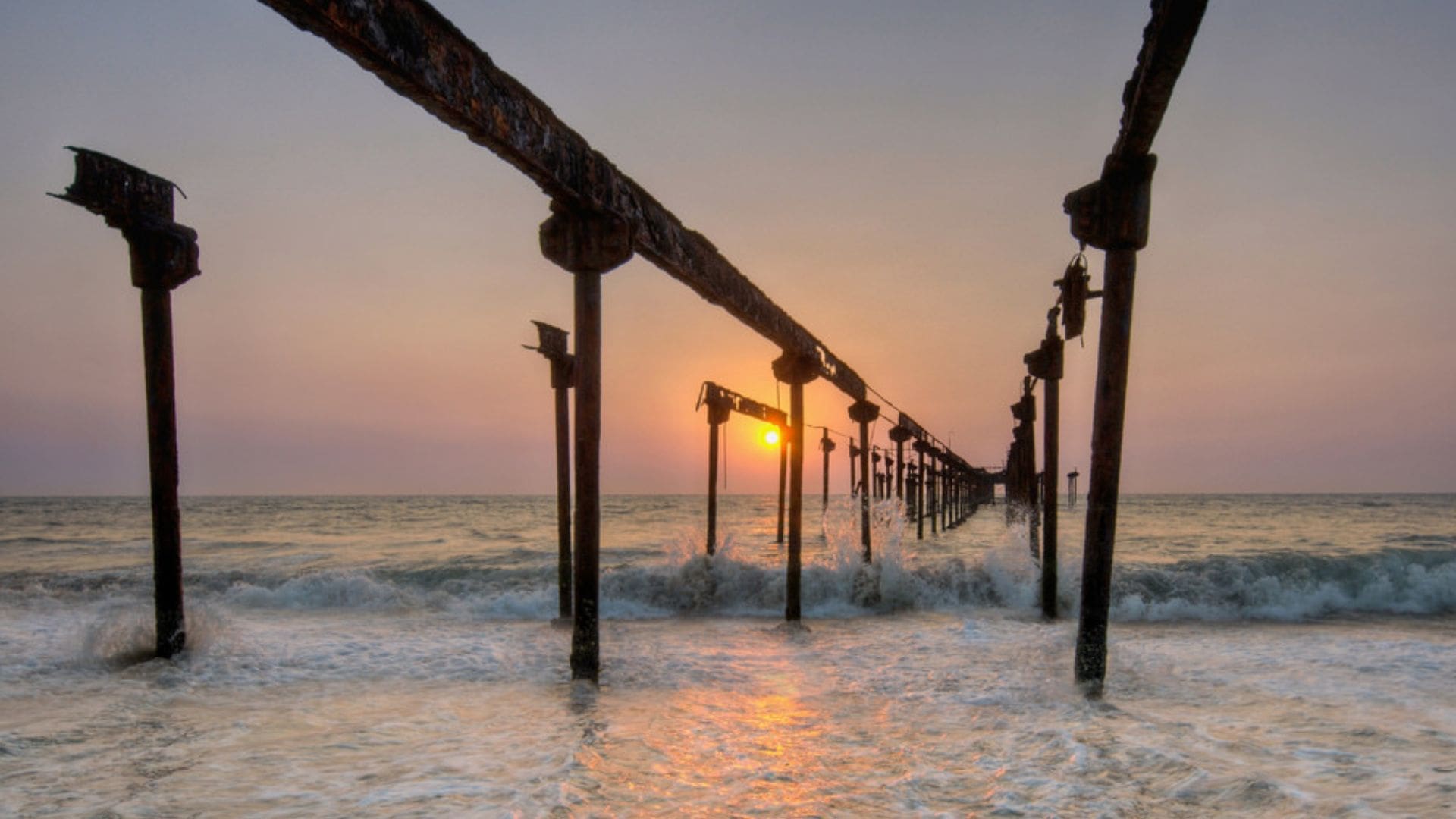 Alleppey-beach-kerala