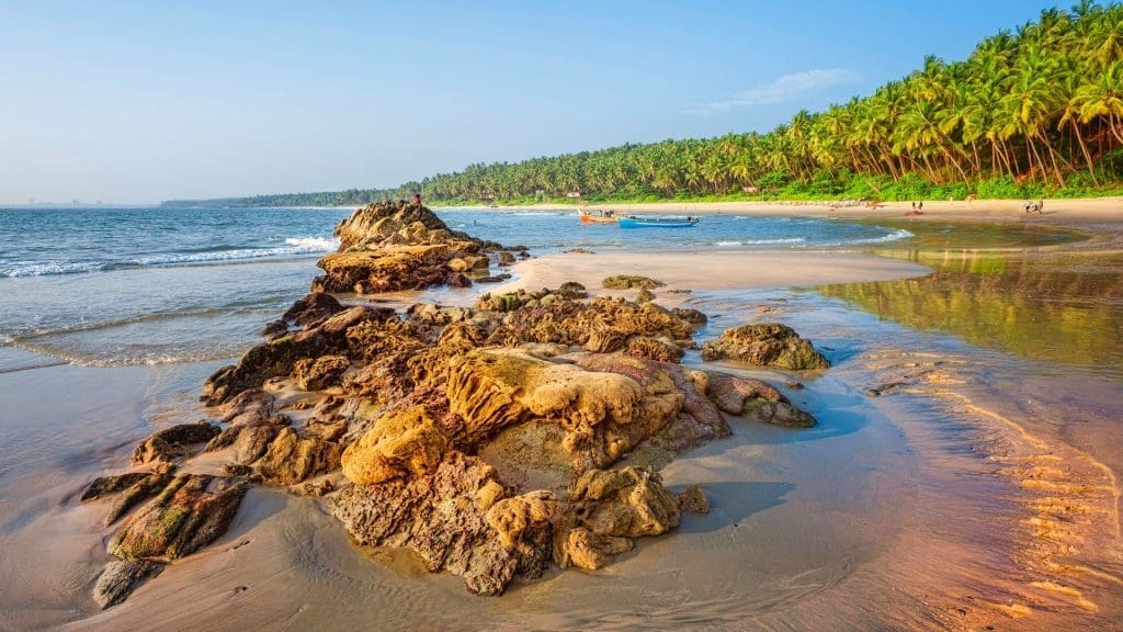 thottada-beach-kannur