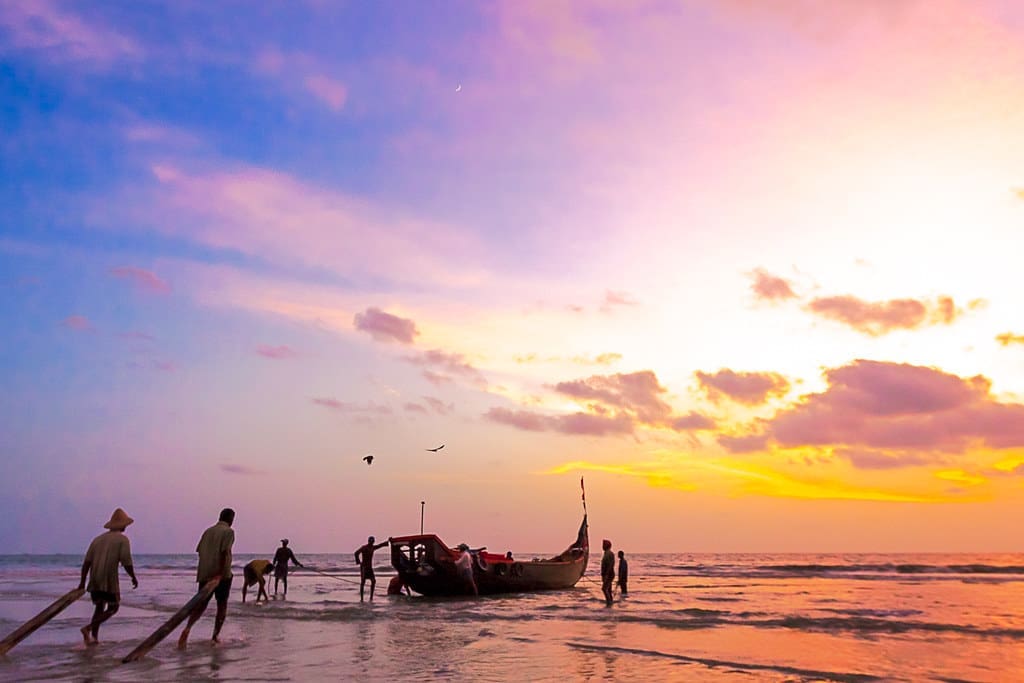 Andhakaranazhi Beach Alleppey