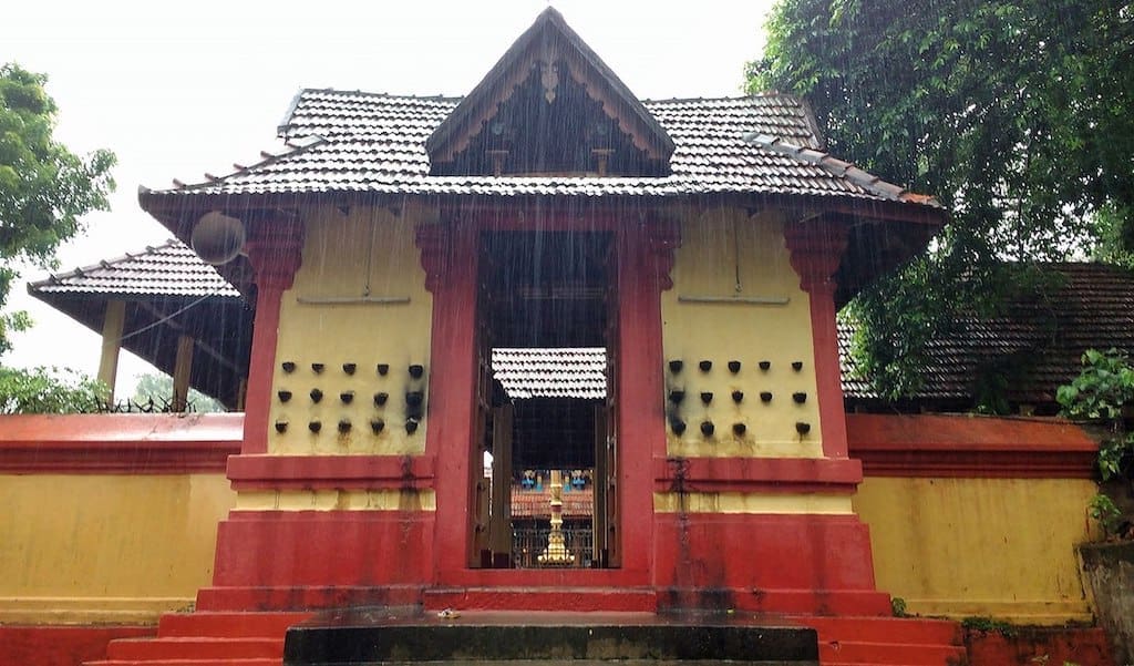 Anandavalleswaram Rameshwaram Mahadeva Temple in Kollam