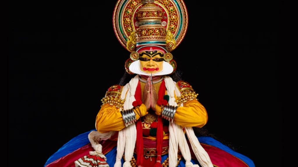 Kathakali-art-form-sur-india.