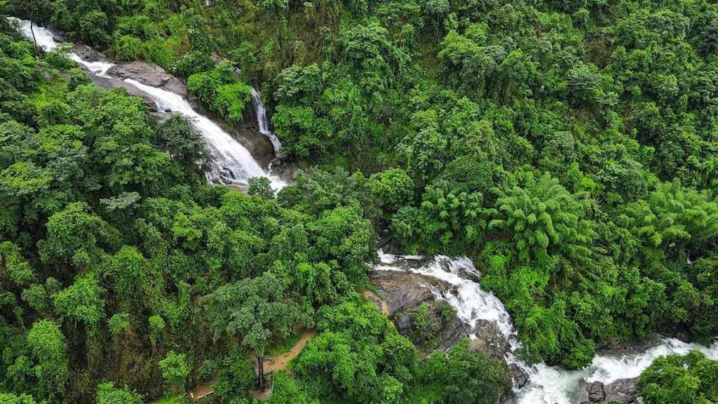 thusharagiri-waterfalls