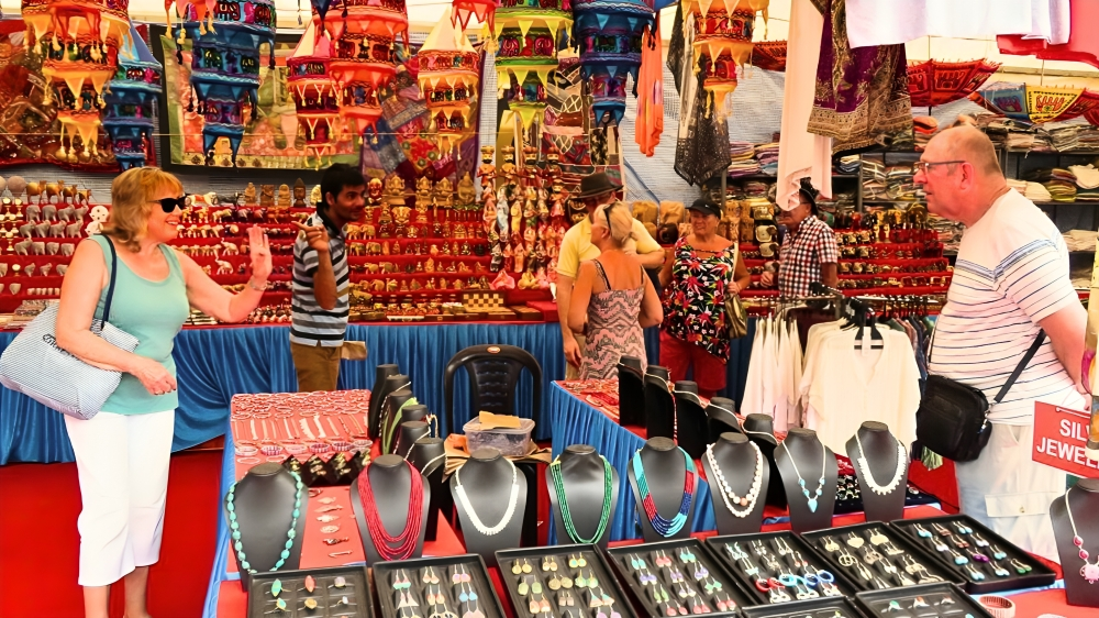 shopping-in-munnar