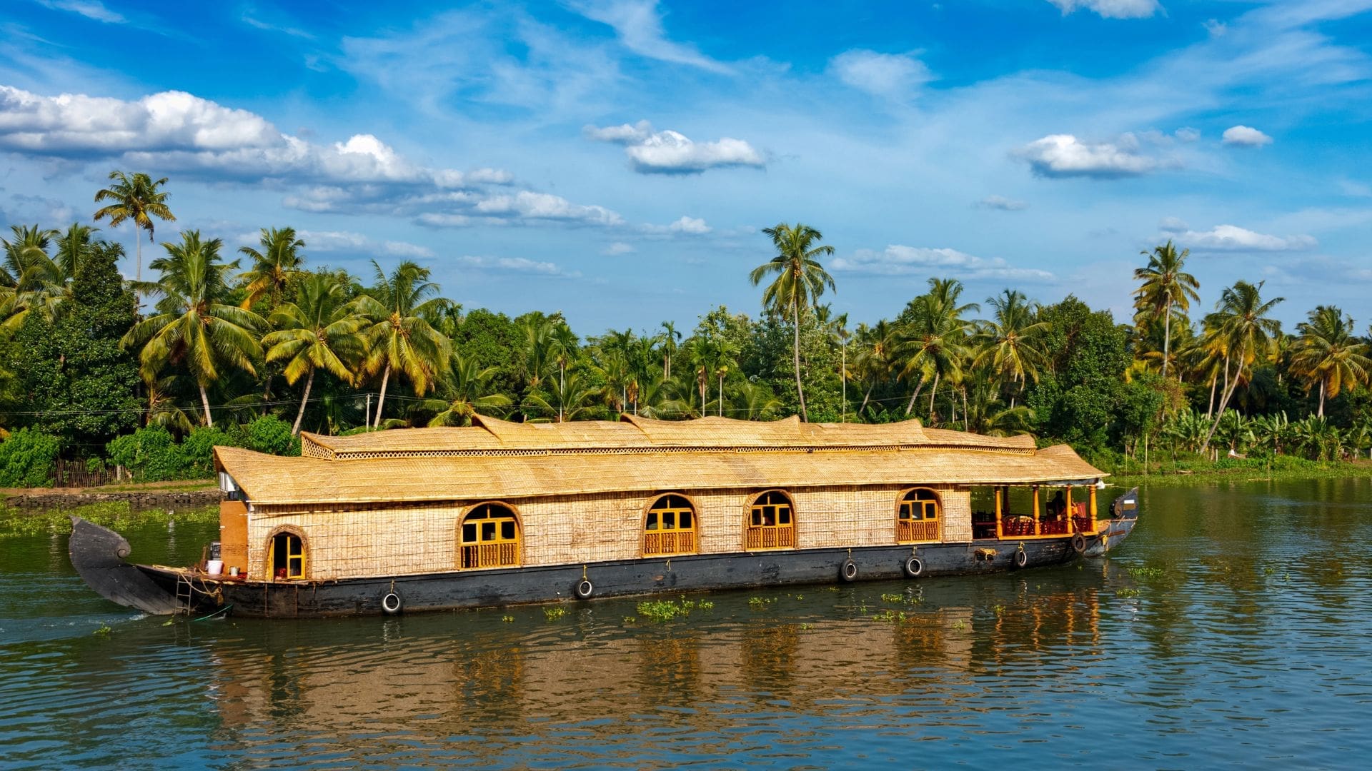 kerala-houseboat