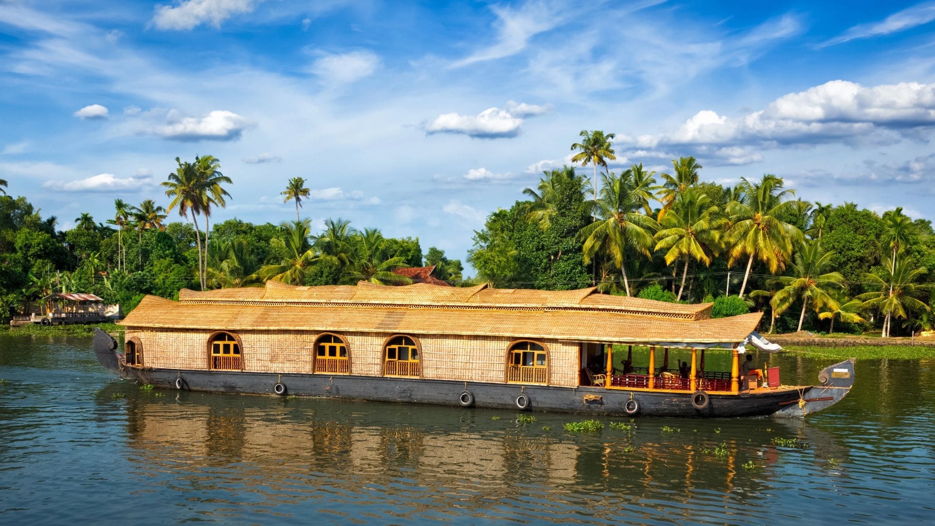 alleppey-houseboat