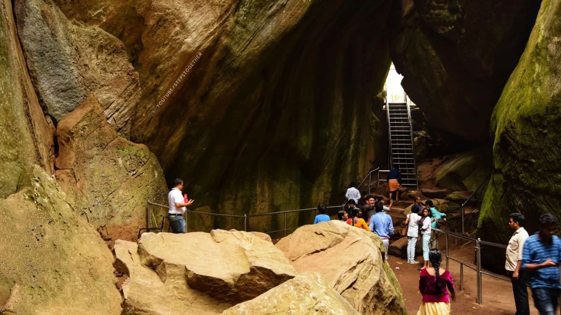 edakkal-caves