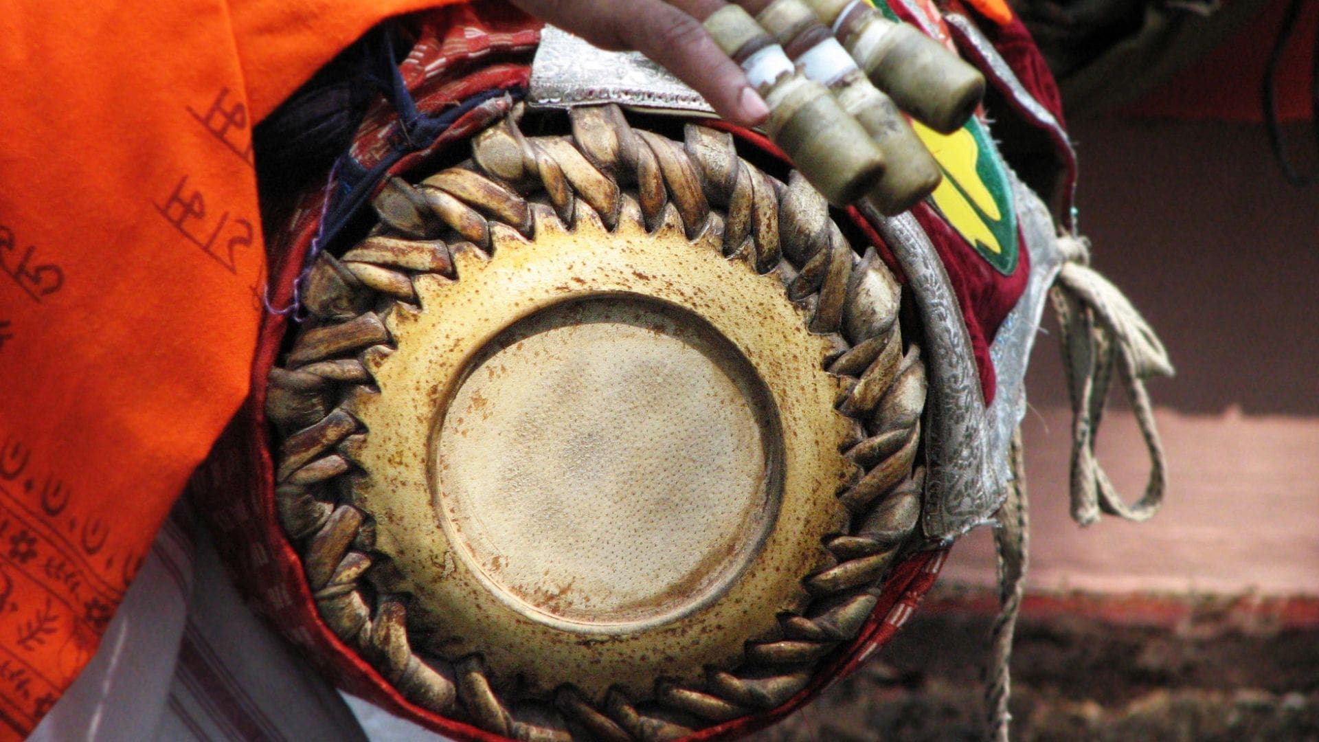 kathakali-instruments